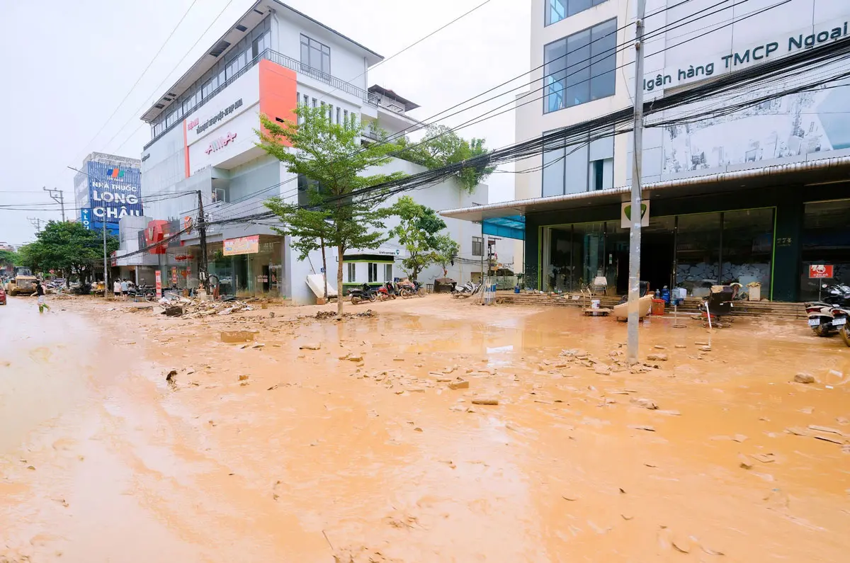 Chia Sẻ Khó Khăn Tới Đồng Bào Miền Bắc Tại Huyện Yên Bình, Tỉnh Yên Bái Và Huyện Chương Mỹ, Tp Hà Nội 